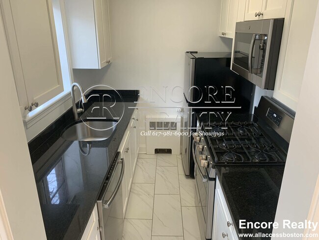 80 St Paul St unit 9, Brookline, MA 02446 - photo 7