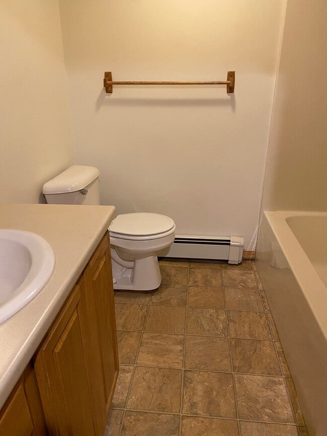 1078 Laconia Rd unit 3, Belmont, NH 03220 - photo 7