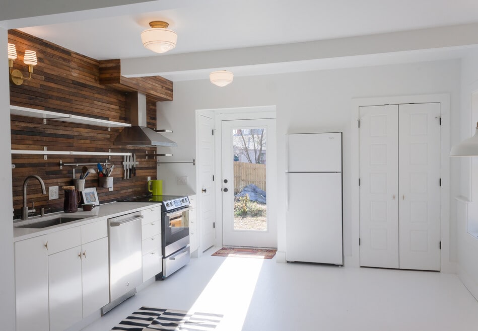 318 Oak St unit B (Downstairs), Charlottesville, VA 22903 - photo 1