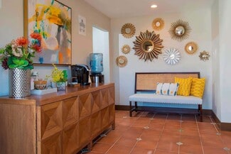 11777 Foothill Blvd, Lake View Terrace, CA 91342