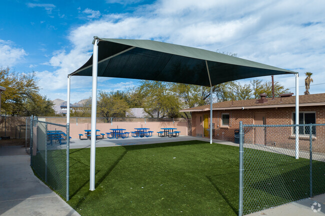 Presidio School in Tucson, Arizona has shaded areas for children to play under
