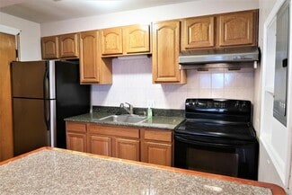 11 Commonwealth Ct Unit 6, Boston, MA 02135