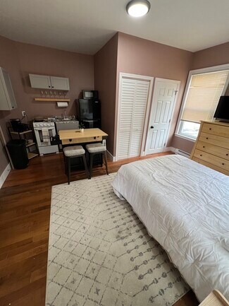 38 Pinckney St Unit 2, Somerville, MA 02145