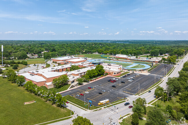 Take a look at the whole of Grandview Senior High School, it's huge.