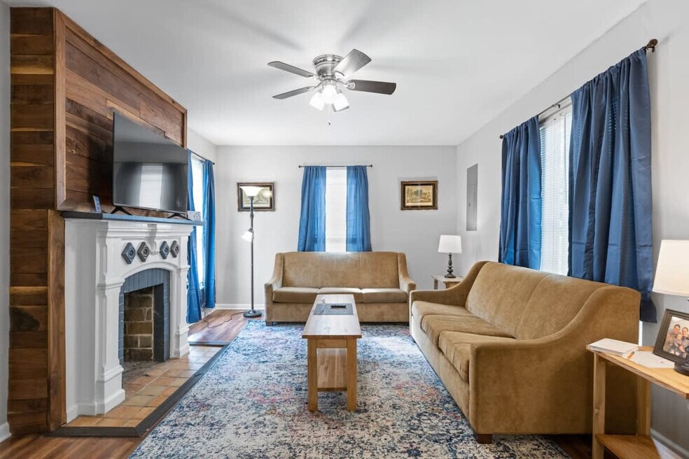 3709 Hoyt St unit ID1043560P, Chattanooga, TN 37411 - photo 1