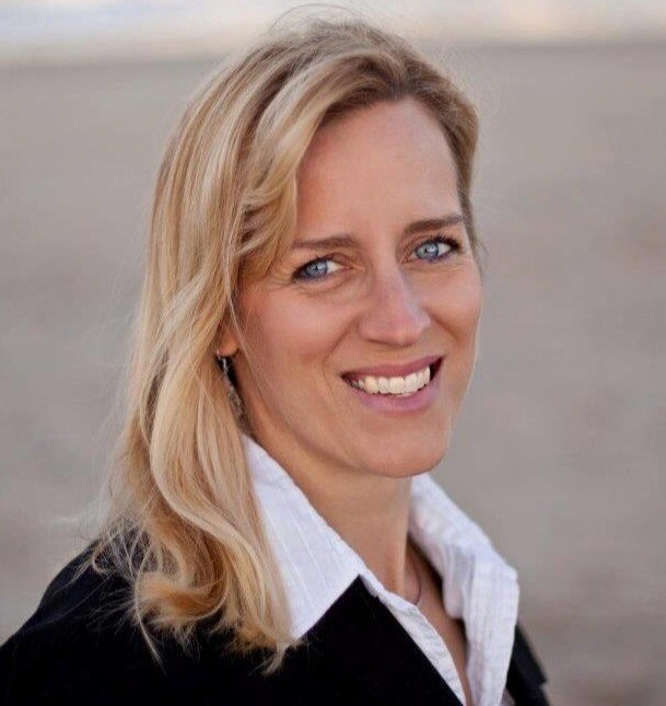 Dawn Stultz