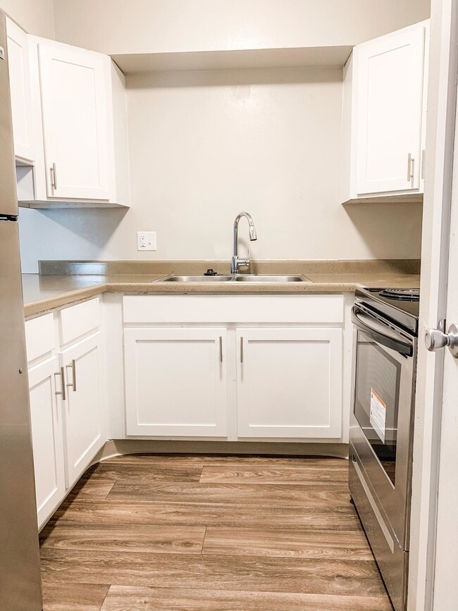 Apartments at Decker Lake – Your Everyday Retreat, Salt Lake City, UT 84119 - photo 3