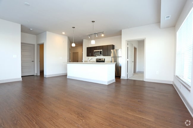 The Breakwater, New Albany, IN 47150 - photo 4