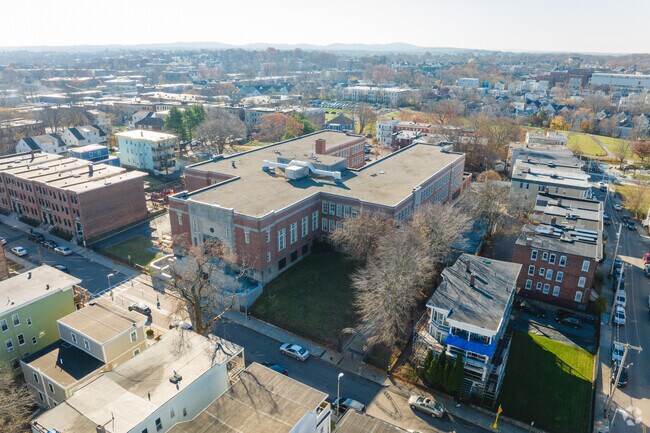 Martin Luther King Jr Elementary School provides a well-rounded education for its students.