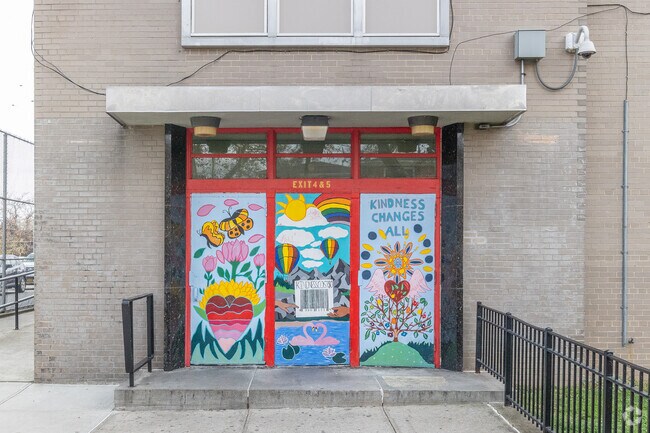 The school’s minority student enrollment is 74%.