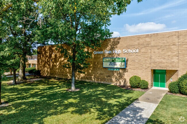 Green Run High School has a B on Niche.