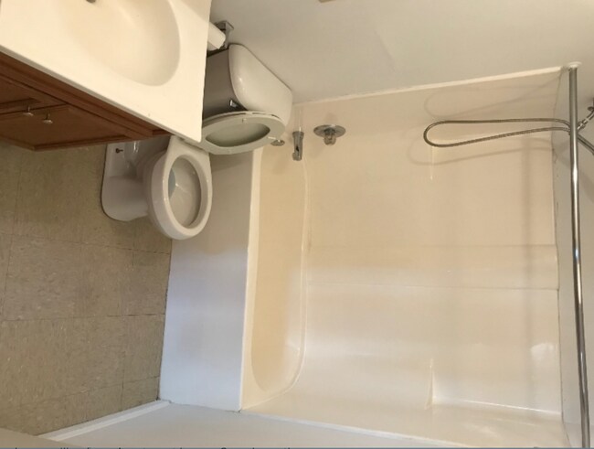 737 10th Ave unit 4, Huntington, WV 25701 - photo 5