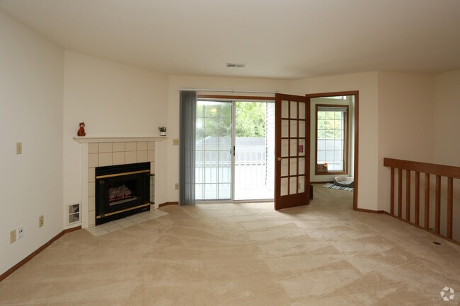 Foxhaven, Waukesha, WI 53186 - photo 4