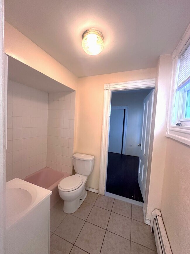 6 Young Ave unit 1, Providence, RI 02908 - photo 3