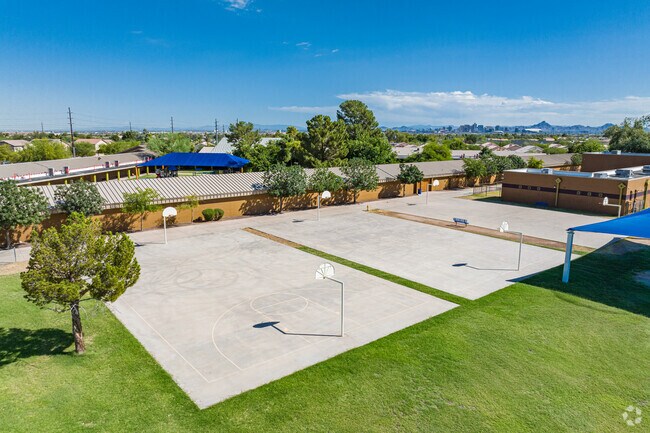 John R. Davis Elementary School offers multiple basketball courts.