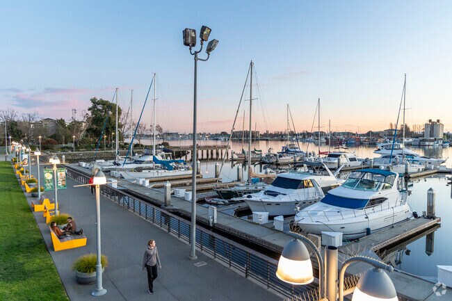 The San Francisco Bay Trail follows Jack London Square's waterfront.