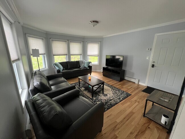 267 Ohio St unit 2, Bangor, ME 04401 - photo 3