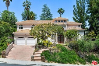 4335 Jubilo Dr, Los Angeles, CA 91356