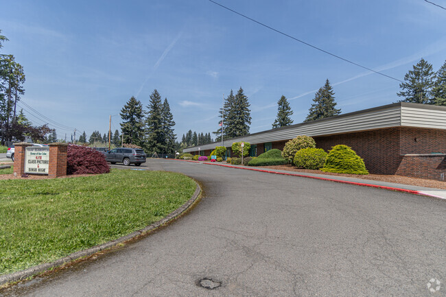 Naas Elementary School is a Public Elementary School in Boring, Boring OR.