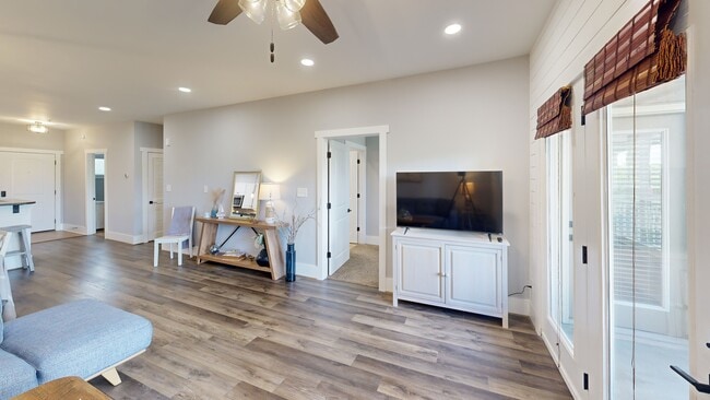 475 River Forest Ln unit 3320, Talladega, AL 35160 - photo 2