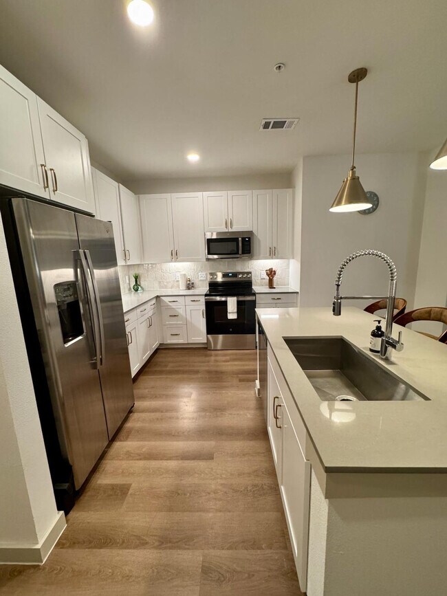 1301 Leah Ave unit FL1-ID1355780P, San Marcos, TX 78666 - photo 5