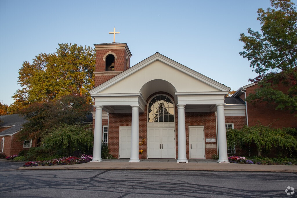 St Joan Of Arc School provides private education in the neighborhood of 
South Russell