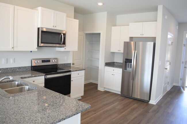 471 St Kitts Way, Winnabow, NC 28479 - photo 4