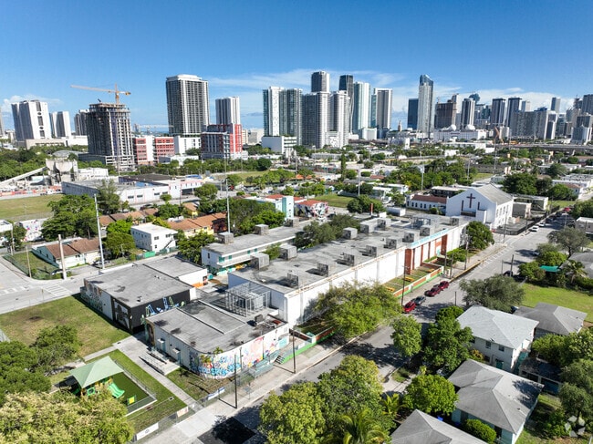 Phillis Wheatley Elementary School is located in Overtown within the city of Miami.
