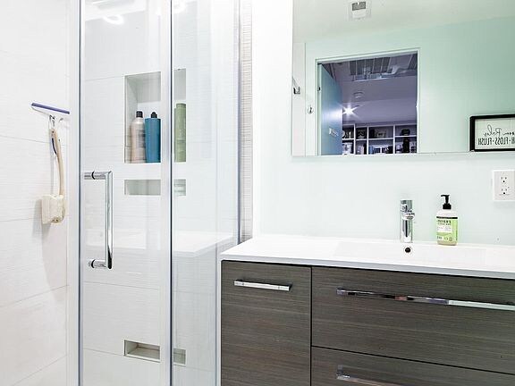 2422 17th St NW unit 204, Washington, DC 20009 - photo 2