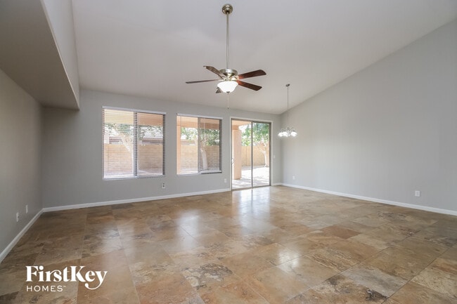 2907 E Millbrae Ln, Gilbert, AZ 85234 - photo 2