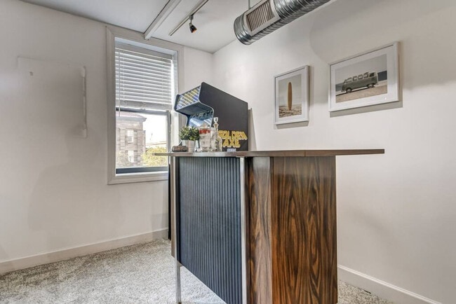 8 S Old State Capitol Plaza unit ID1031831P, Springfield, IL 62701 - photo 6