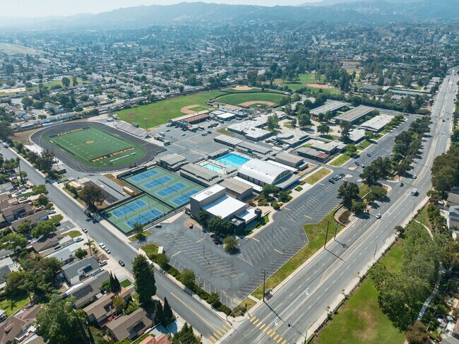 Newbury Park High School serves many high school students in Thousand Oaks.