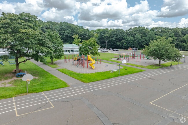 Parker Farms Elementary School is located at 30 Parker Farms Road in Wallingford, CT.
