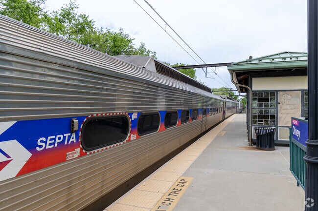Residents of Olney can use SEPTA's Fox Chase Line to get to & from Center City Philadelphia.