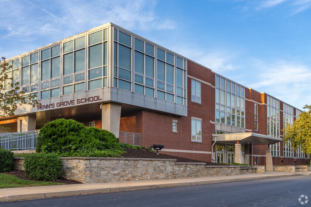 Oxford students in grades 7-8 head to Penn's Grove School.