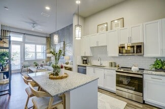 5038 Broadstone Reserve Cir, Sanford, FL 32771