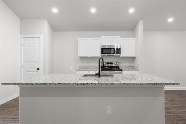 2608 Garland Ave, Lubbock, TX 79407 - photo 4