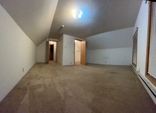 118 Conley Ave S unit 3, Thief River Falls, MN 56701 - photo 5