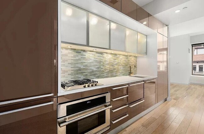 75 Wall St unit 27J, New York, NY 10005 - photo 3