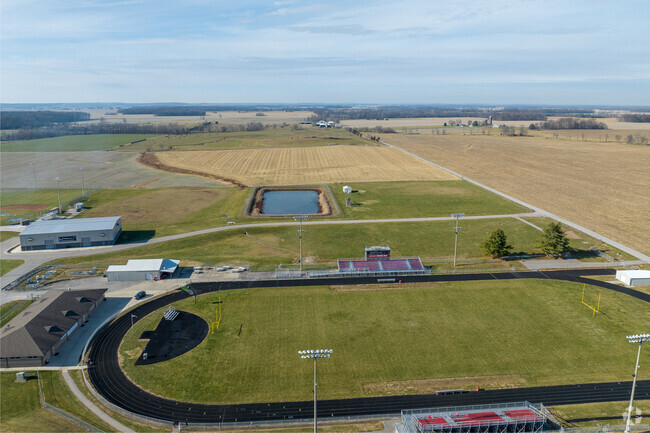West Washington Elementary School is in a distinct rural setting.