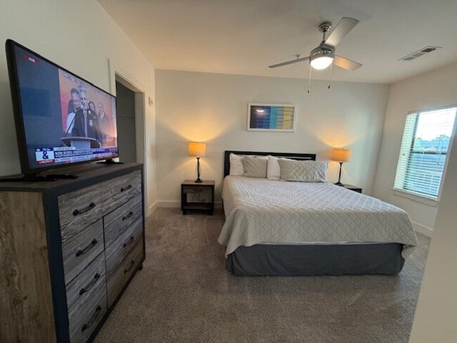 455 Legends Place unit ID1328015P, Atlanta, GA 30339 - photo 7