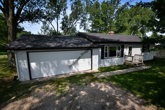 821 Penfield Ave, Joliet, IL 60433