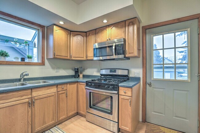 16 S Hudson St unit ID1306517P, Westmont, IL 60559 - photo 7