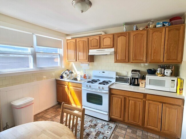 23 Allston St unit 1, Allston, MA 02134 - photo 5