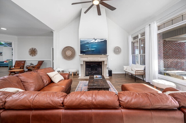 488 Lakeside Ln unit ID1055520P, Sanford, NC 27332 - photo 3