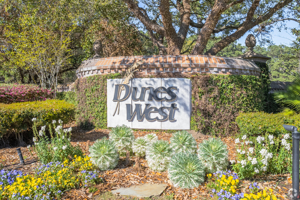 Dunes West is a lovely neighborhood with many outdoor amenities.