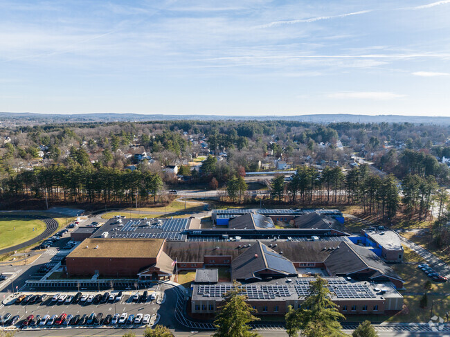 Pennichuck Middle School in Nashua, NH serves grades 6-8.