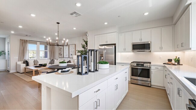 1630 E Park St, Anaheim, CA 92805 - photo 5