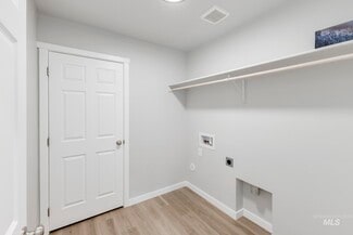 39 S Lancaster Place, Nampa, ID 83651