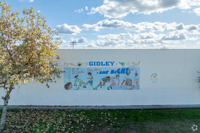 Gidley Elementary showing it's school pride, in the city of El Monte, Ca.
